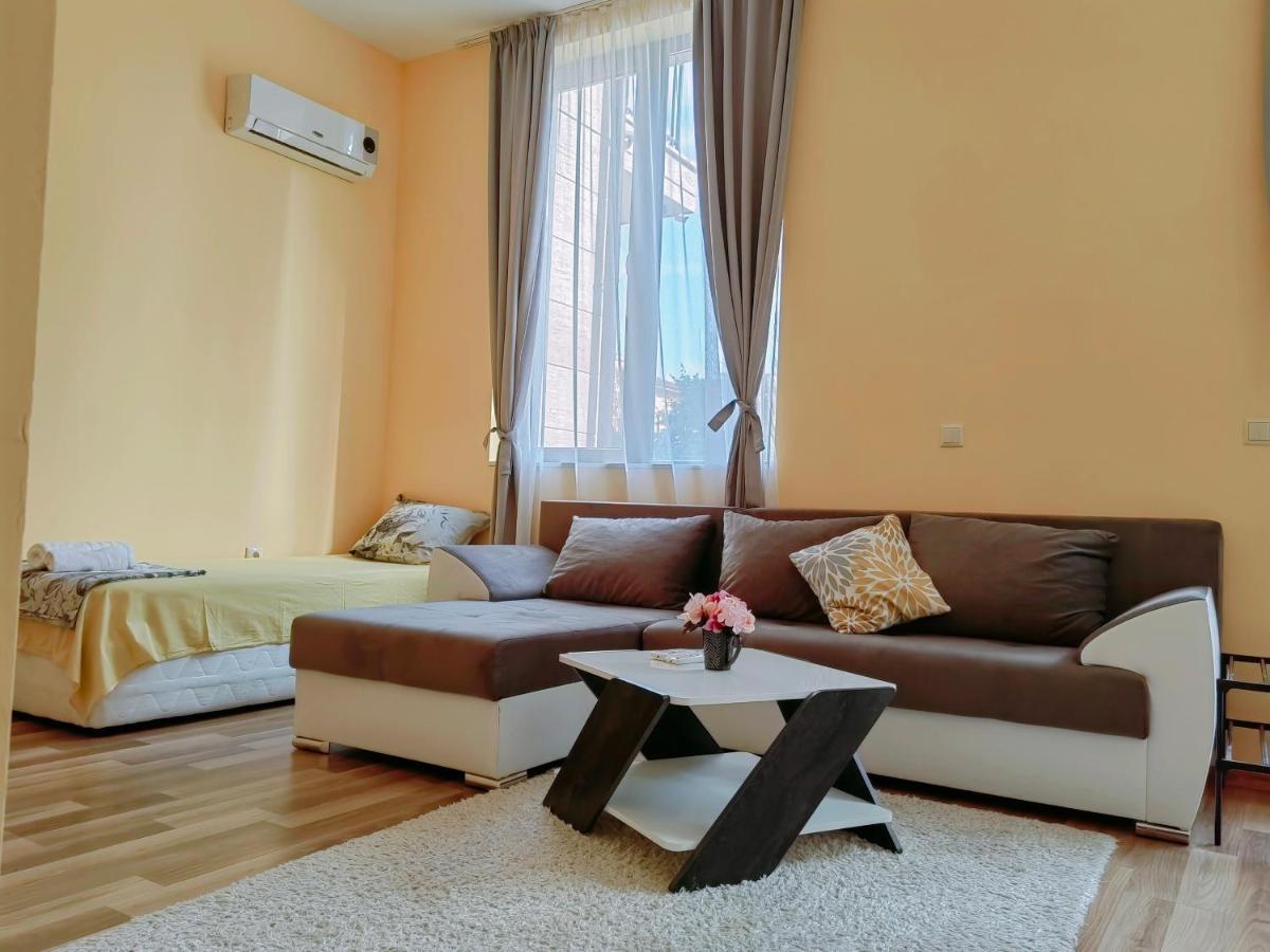 Pool Apartment Amadeus Lux Sunny Beach Buitenkant foto
